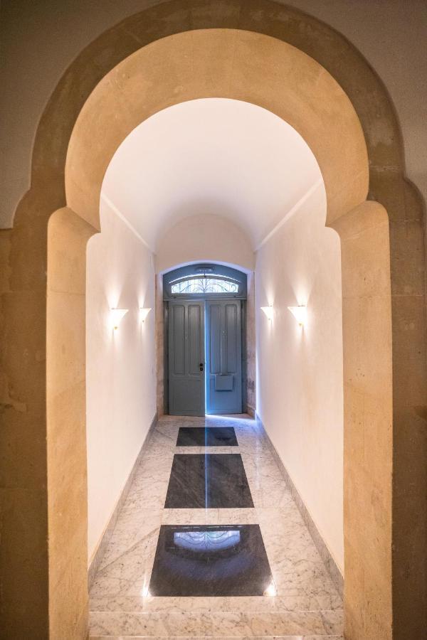Capo 10 Liberty Apartments Сиракузы Экстерьер фото